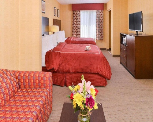 Quality Suites Stratford image 12