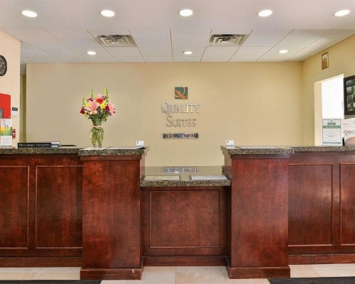 Quality Suites Stratford image 25